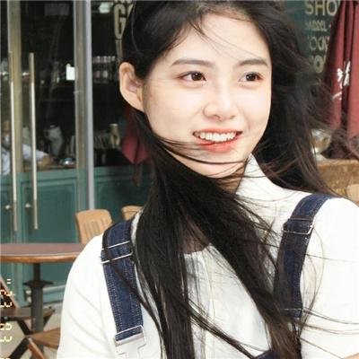 花繁叶茂 海报